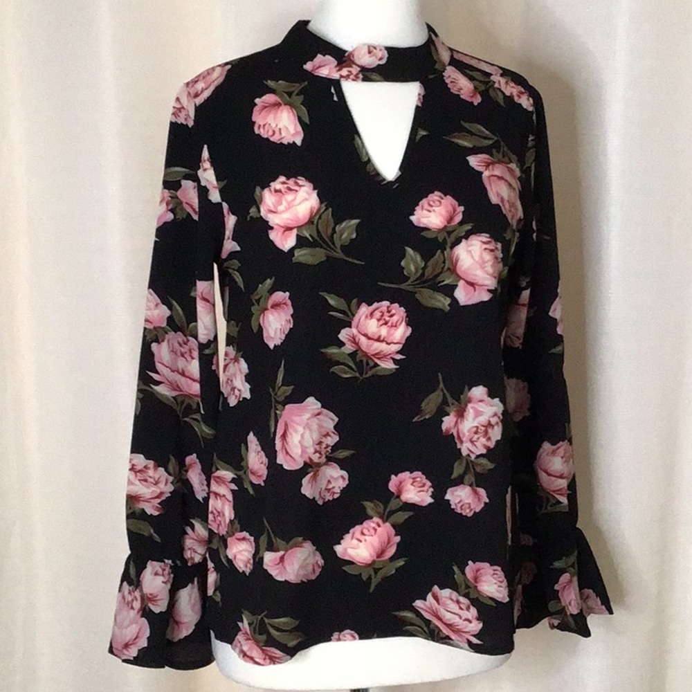 Harve Benard (Black & Pink Blouse) NWT